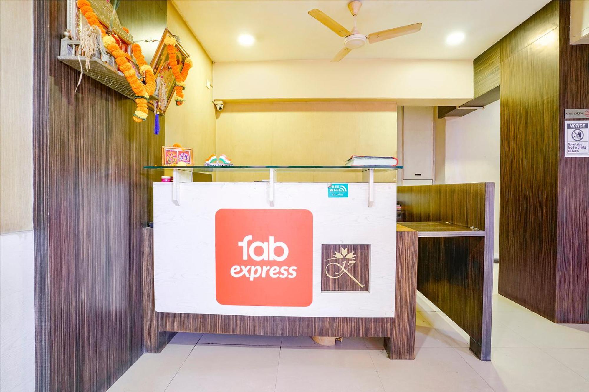 Fabexpress Kuber - Nr Apmc Vashi, Navi Mumbai Ξενοδοχείο Εξωτερικό φωτογραφία